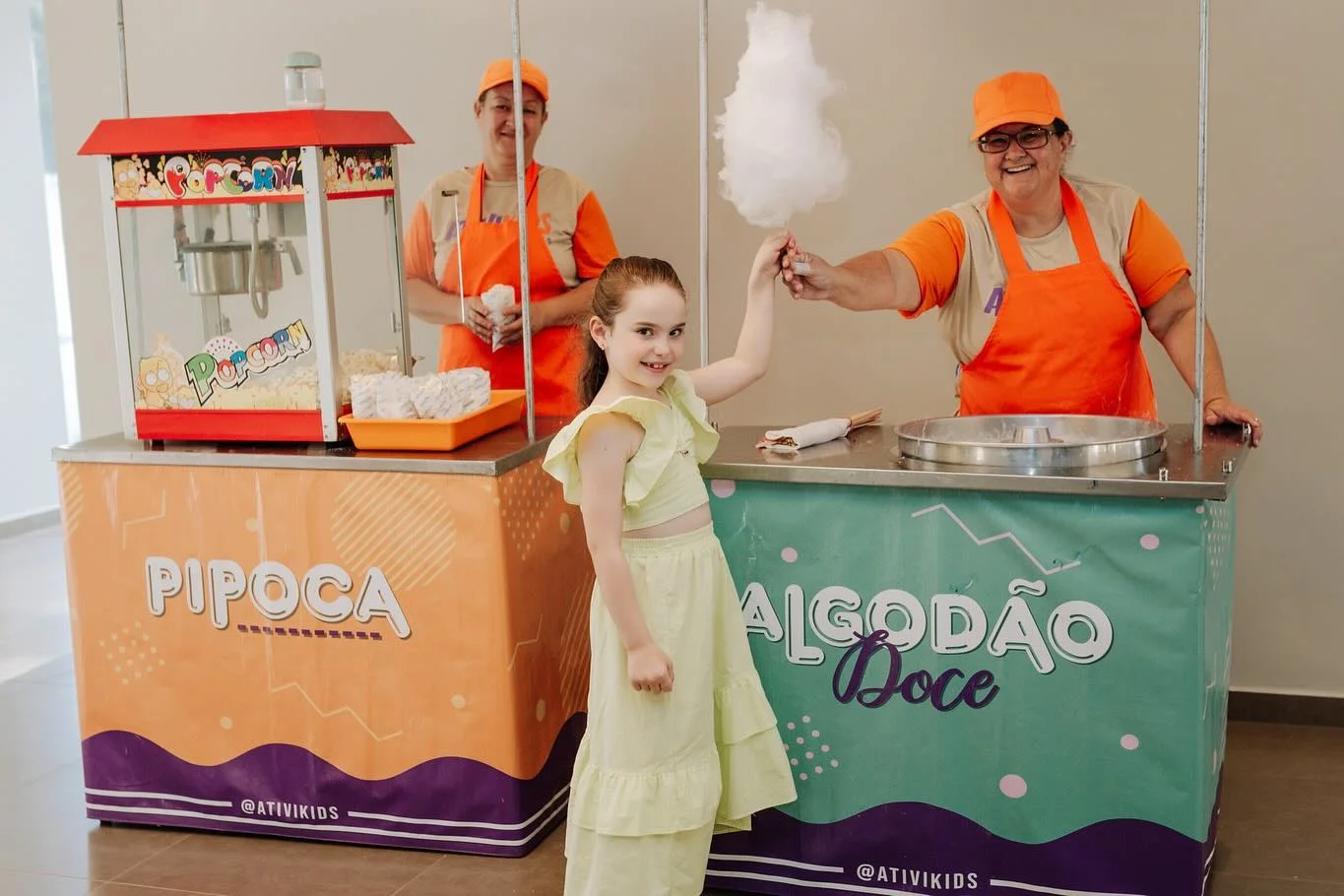 Barraquinhas de alimentação e brincadeiras