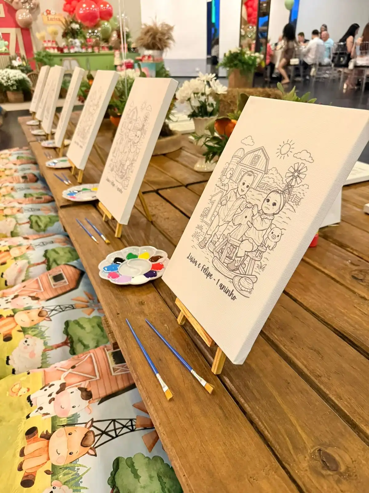 Pintura de telas em festa